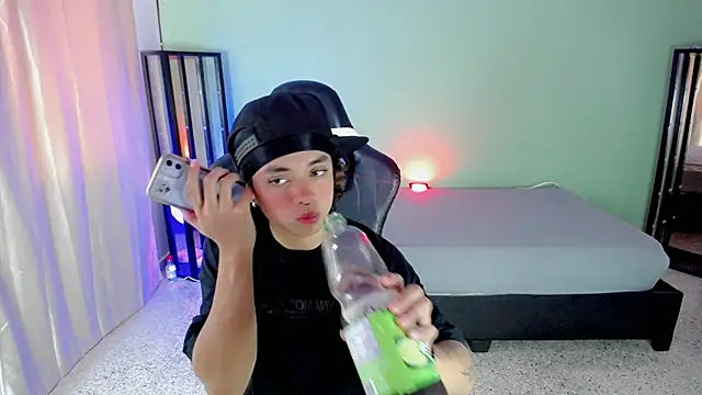 Stein  online show from 3, 10, 2025