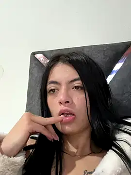 LiaCollings online show from 4, 10, 2025