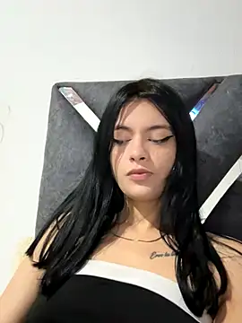 LiaCollings online show from 27, 10, 2025