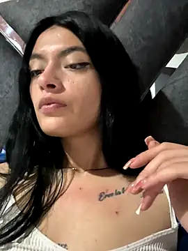 LiaCollings online show from 9, 11, 2025