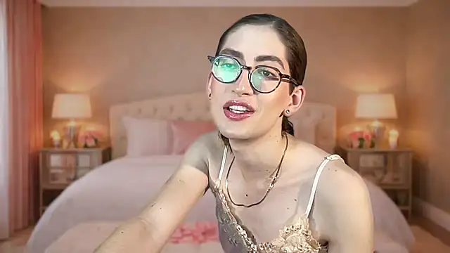 Snapshot of rousseblossom chatting on 19, 5, 2026 rousseblossom online show from 19, 5, 2026