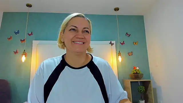 Heidy milf online show from 8, 10, 2025