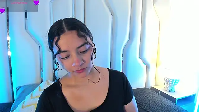 Snapshot of Angellit_Afrodita_ chatting on 17, 5, 2026 Angellit Afrodita online show from 17, 5, 2026
