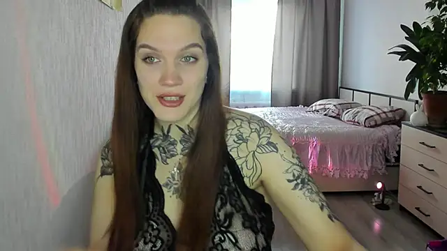 Snapshot of Luna_Ver chatting on 30, 9, 2025 Luna Ver online show from 30, 9, 2025