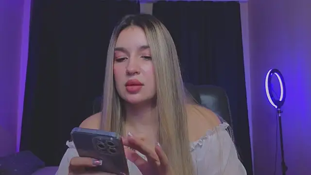 RoxyChill online show from 28, 10, 2025