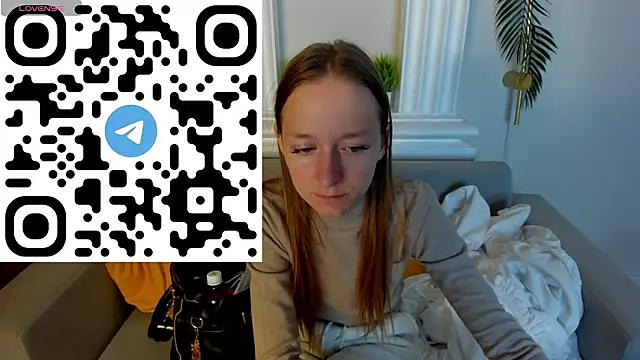 Snapshot of Mia_E1fie chatting on 10, 2, 2026 Mia E1fie online show from 10, 2, 2026