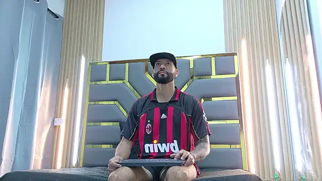 yorbymaxx online show from 10, 1, 2026