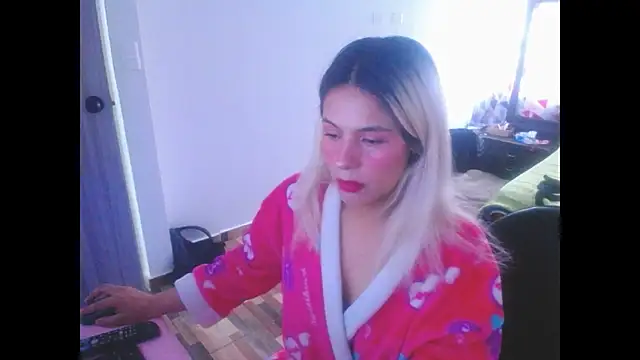 Snapshot of mystica_25 chatting on 24, 10, 2025 mystica 25 online show from 24, 10, 2025