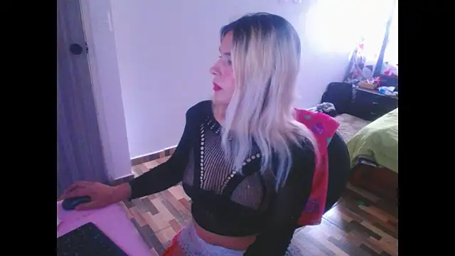 Snapshot of mystica_25 chatting on 25, 10, 2025 mystica 25 online show from 25, 10, 2025