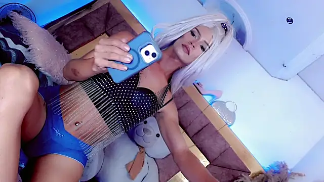 Snapshot of ravenous_charmer chatting on 12, 2, 2026 ravenous charmer online show from 12, 2, 2026