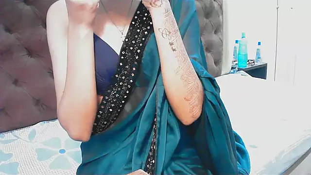 elize   online show from 15, 11, 2025