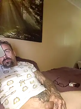 Snapshot of sethdarby chatting on 23, 10, 2025 sethdarby online show from 23, 10, 2025