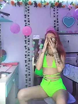 Snapshot of Purple2StayThnxx chatting on 22, 10, 2025 Purple2StayThnxx online show from 22, 10, 2025