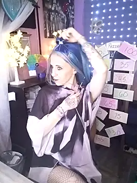 Purple2StayThnxx online show from 6, 3, 2026