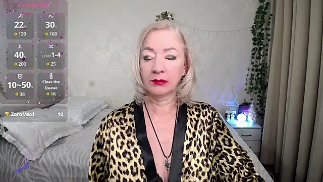 Snapshot of hunters_woman chatting on 14, 12, 2025 hunters woman online show from 14, 12, 2025