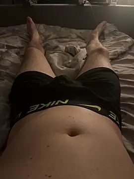 naughtycoupl98 online show from 16, 3, 2026