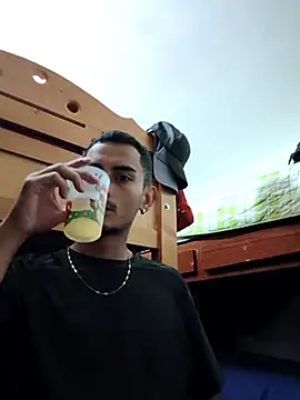 Exlifer online show from 7, 4, 2026