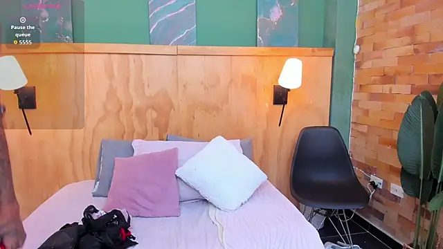 milavega  online show from 10, 3, 2026