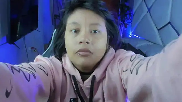 Snapshot of Dulce_Pettit chatting on 23, 10, 2025 Dulce Pettit online show from 23, 10, 2025