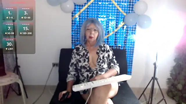 ruth blue21 online show from 20, 9, 2025