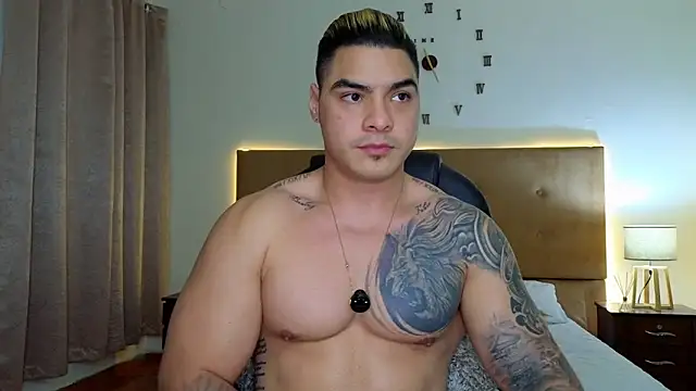 Snapshot of Steven_Velez chatting on 27, 10, 2025 Steven Velez online show from 27, 10, 2025