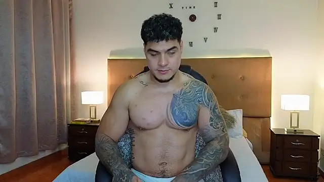Snapshot of Steven_Velez chatting on 21, 4, 2026 Steven Velez online show from 21, 4, 2026