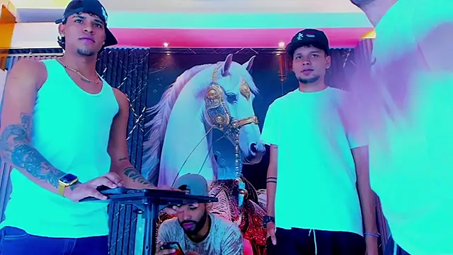 Snapshot of Dominic_Max_ chatting on 14, 9, 2025 Dominic Max  online show from 14, 9, 2025