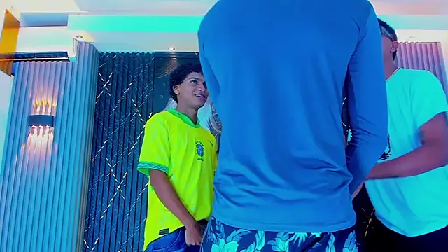 Snapshot of Dominic_Max_ chatting on 19, 9, 2025 Dominic Max  online show from 19, 9, 2025