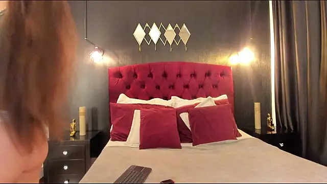 Widny Beaumont online show from 16, 10, 2025