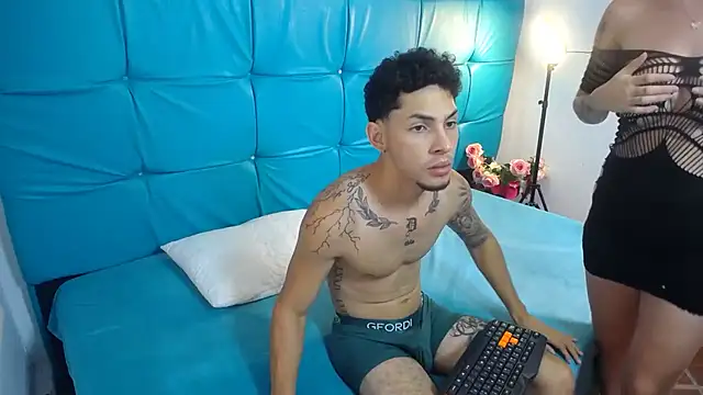 Snapshot of Bunny_Petit chatting on 11, 10, 2025 Bunny Petit online show from 11, 10, 2025