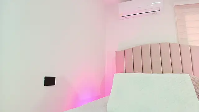 cataleya ebony  online show from 31, 10, 2025