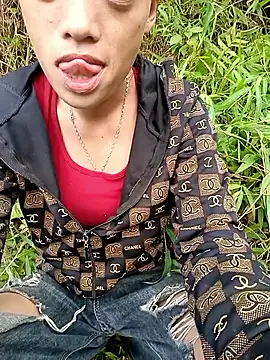 Snapshot of optra34 chatting on 5, 11, 2025 optra34 online show from 5, 11, 2025