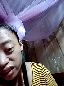 Snapshot of optra34 chatting on 14, 11, 2025 optra34 online show from 14, 11, 2025