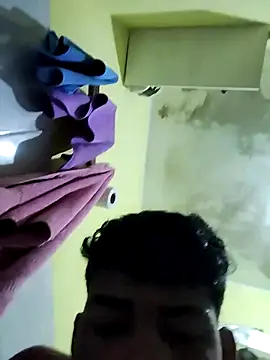 Snapshot of Lale-Adrian chatting on 27, 11, 2025 Lale-Adrian online show from 27, 11, 2025