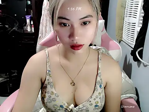 Snapshot of Rainea149 chatting on 5, 12, 2025 Rainea149 online show from 5, 12, 2025