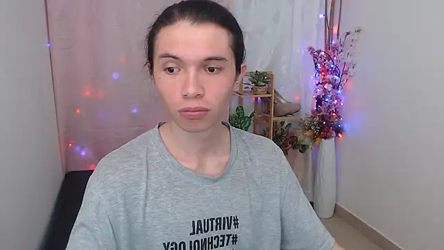 Xoxo Smiles online show from 9, 2, 2026