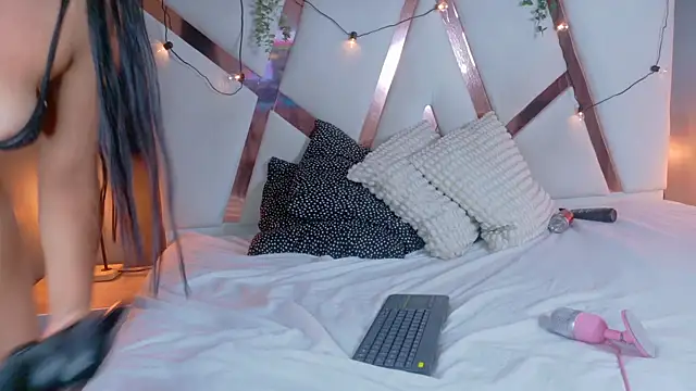 RiriiBrunette   online show from 20, 11, 2025