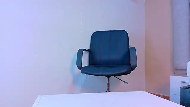 RiriiBrunette   online show from 16, 1, 2026