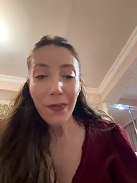 Snapshot of HellaryTourent chatting on 7, 2, 2026 HellaryTourent online show from 7, 2, 2026