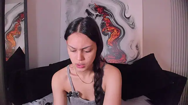 Charlottegray 1 online show from 14, 11, 2025