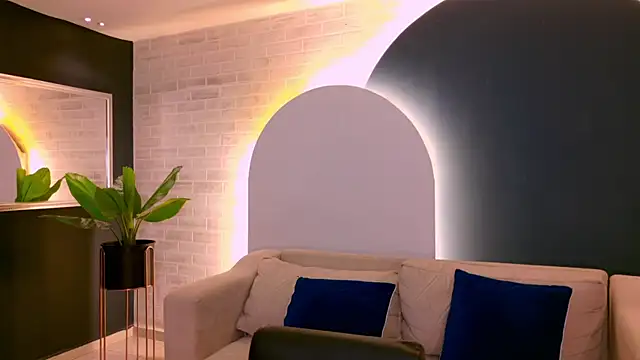 Snapshot of AgathaKondo_ chatting on 14, 11, 2025 AgathaKondo online show from 14, 11, 2025