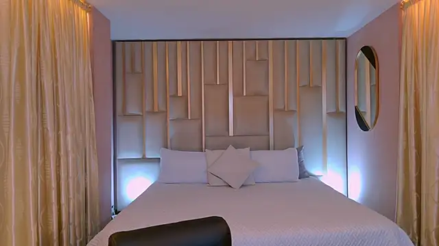 Snapshot of AgathaKondo_ chatting on 21, 12, 2025 AgathaKondo online show from 21, 12, 2025