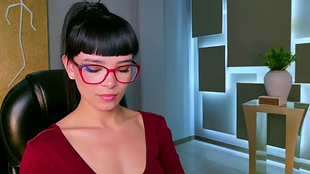 Snapshot of AgathaKondo_ chatting on 13, 1, 2026 AgathaKondo online show from 13, 1, 2026