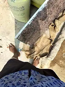 Snapshot of RAYI_Queen_4 chatting on 4, 2, 2026 RAYI Queen 4 online show from 4, 2, 2026