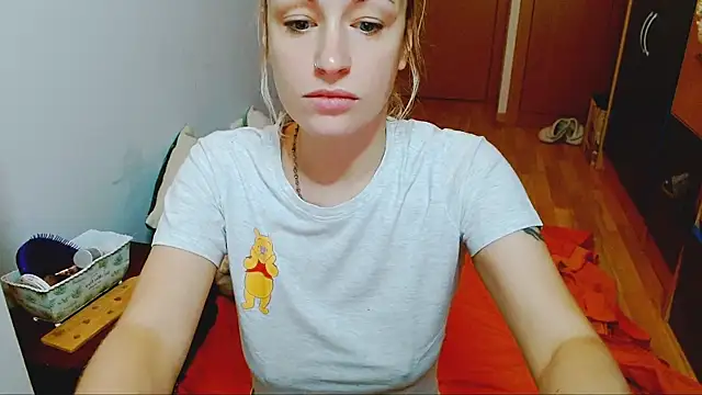 SatinQueen90 online show from 22, 10, 2025