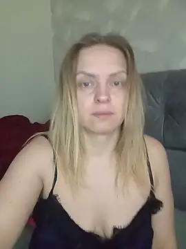 Snapshot of Ami_Foxy chatting on 31, 5, 2026 Ami Foxy online show from 31, 5, 2026
