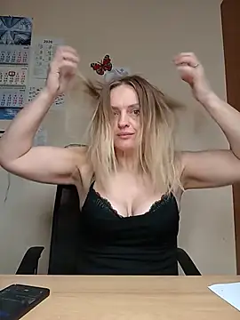 Snapshot of Ami_Foxy chatting on 5, 6, 2026 Ami Foxy online show from 5, 6, 2026