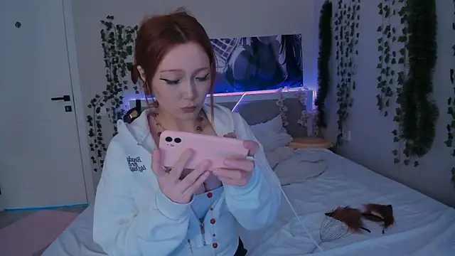 yuna loon online show from 4, 12, 2025