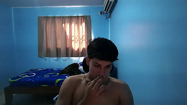 Snapshot of Jaket_lovers chatting on 15, 9, 2025 Jaket lovers online show from 15, 9, 2025