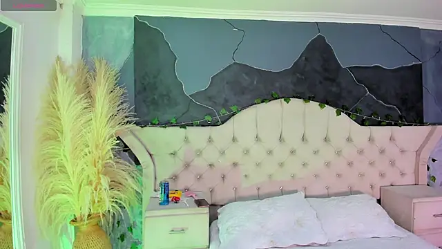 AmbarFoxx  online show from 6, 1, 2026